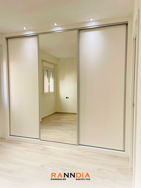 Armario a medida 7 en nerja