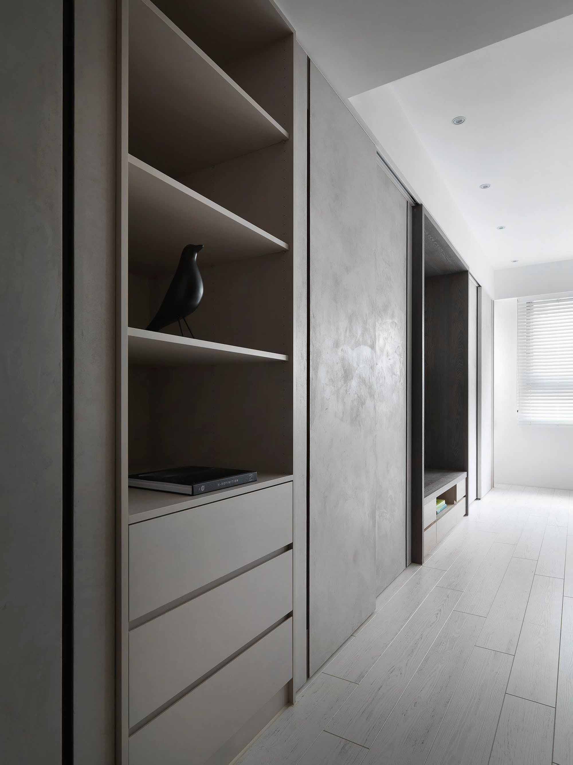 Diseño moderno y minimalista del pasillo en nerja